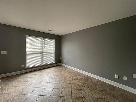 3rd image of 7407 Lords Chapel Dr