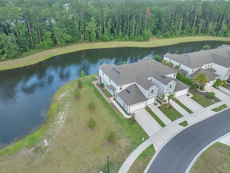 27 Coastline Way — Photo 3