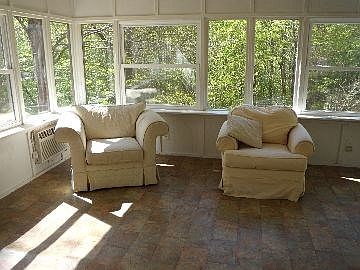 2nd image of 3605 Parkmont Ct
