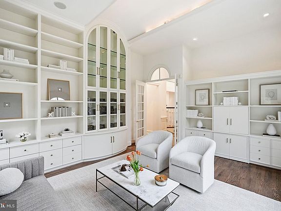 5th image of 904 Mackall Ave