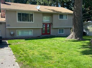12302 66th Avenue Ct E, Puyallup, WA 98373