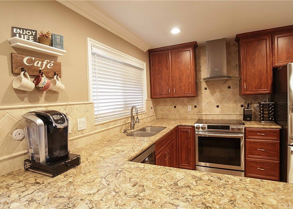 1st image of 1001 S Citron St #17
