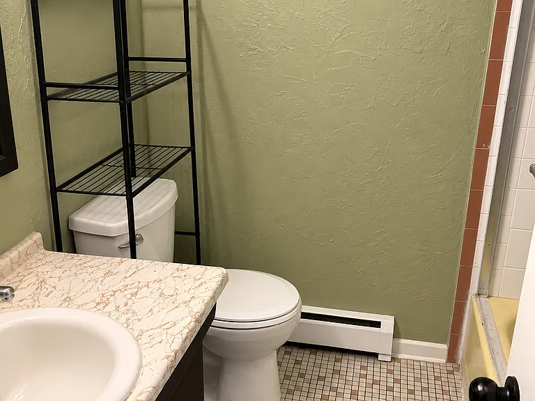 3808 Danbury Ct — Photo 8
