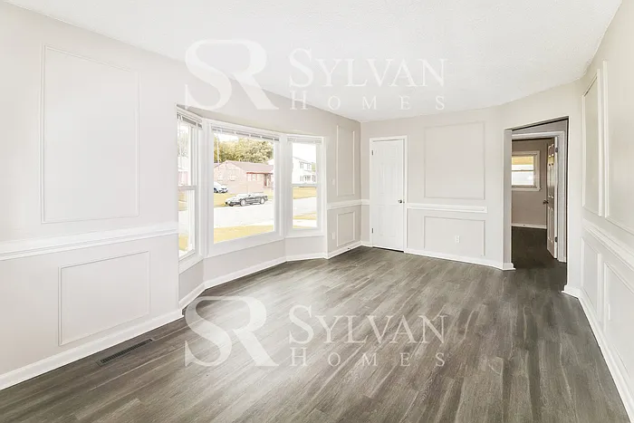 521 Weaver Cir — Photo 5