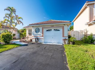 13484 NW 5th Ct, Plantation, FL 33325