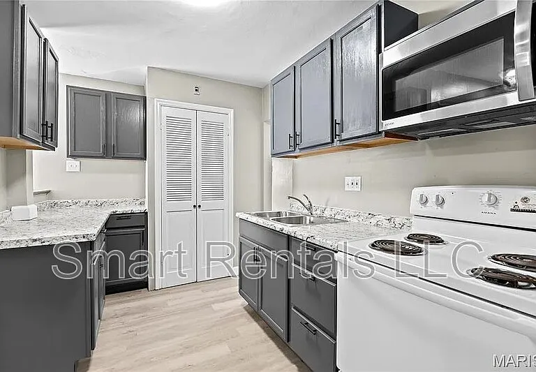 43 Saint Celeste Dr — Photo 14