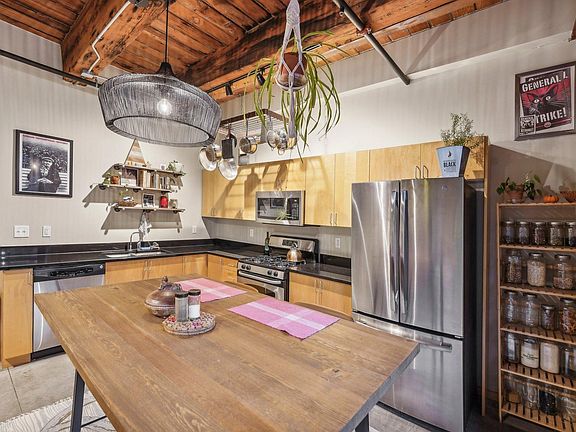 4th image of 406 Wacouta St Unit 308