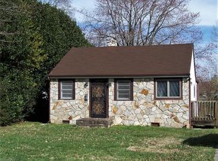 225 Clifton St, Kernersville, NC 27284