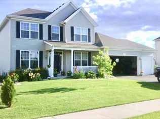 998 White Plains Ln, Yorkville, IL 60560