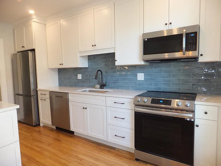 35 Melbourne St #1 — Photo 13