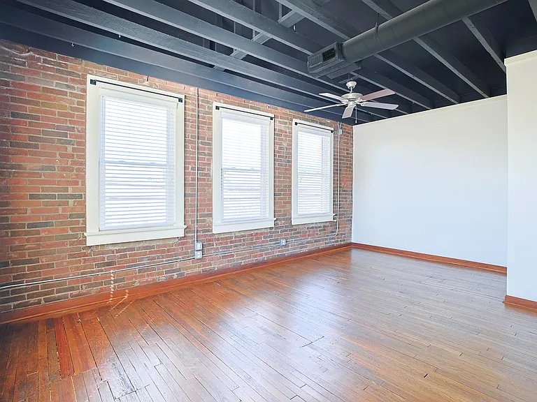 612 Gertrude Ave — Photo 14