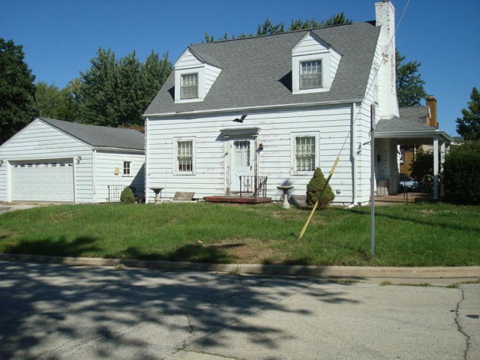 2nd image of 759 S 22nd St