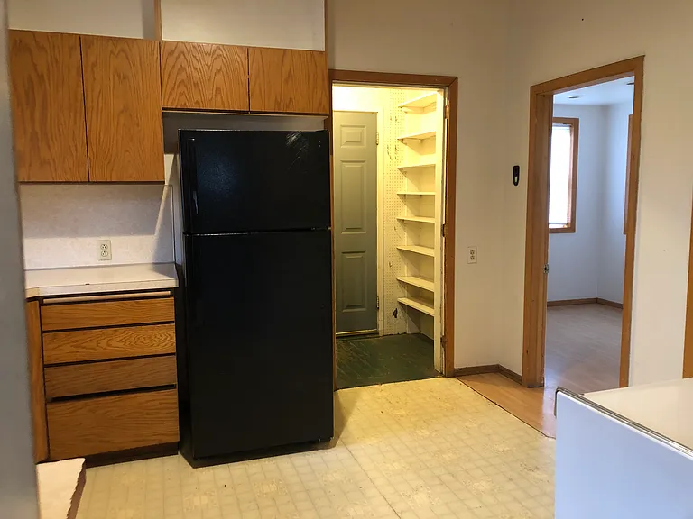 825 NE Michigan St — Photo 7