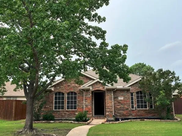 5632 Overland Dr, The Colony, TX 75056