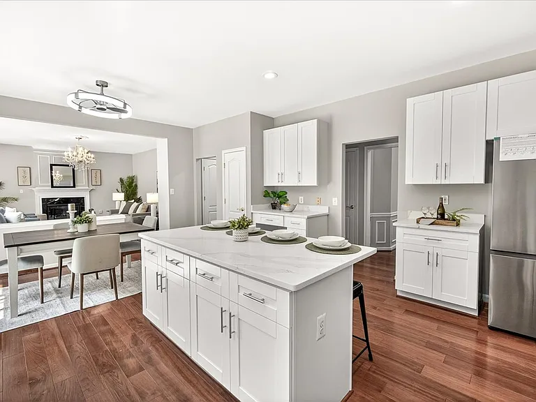 9938 Timberknoll Ln — Photo 10