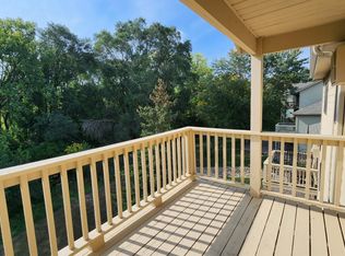 1560 Wheelock Ln APT 305, Saint Paul, MN 55117