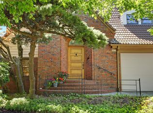3852 NE Alameda St, Portland, OR 97212