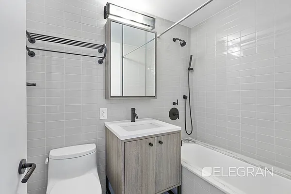 Rented by (Legacy) Elegran | media 19