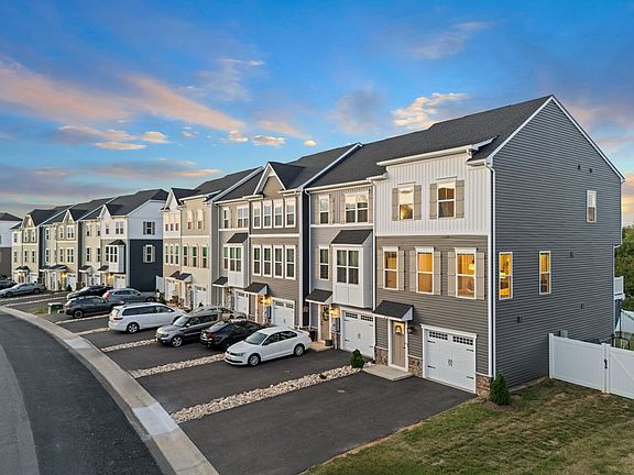 2nd image of 4583 Drysdale St