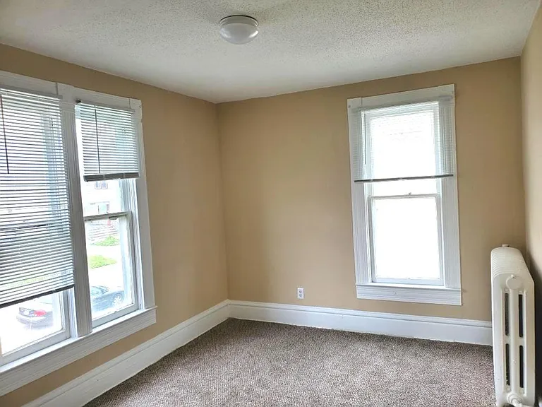 2820 Cottage Grove Ave — Photo 15