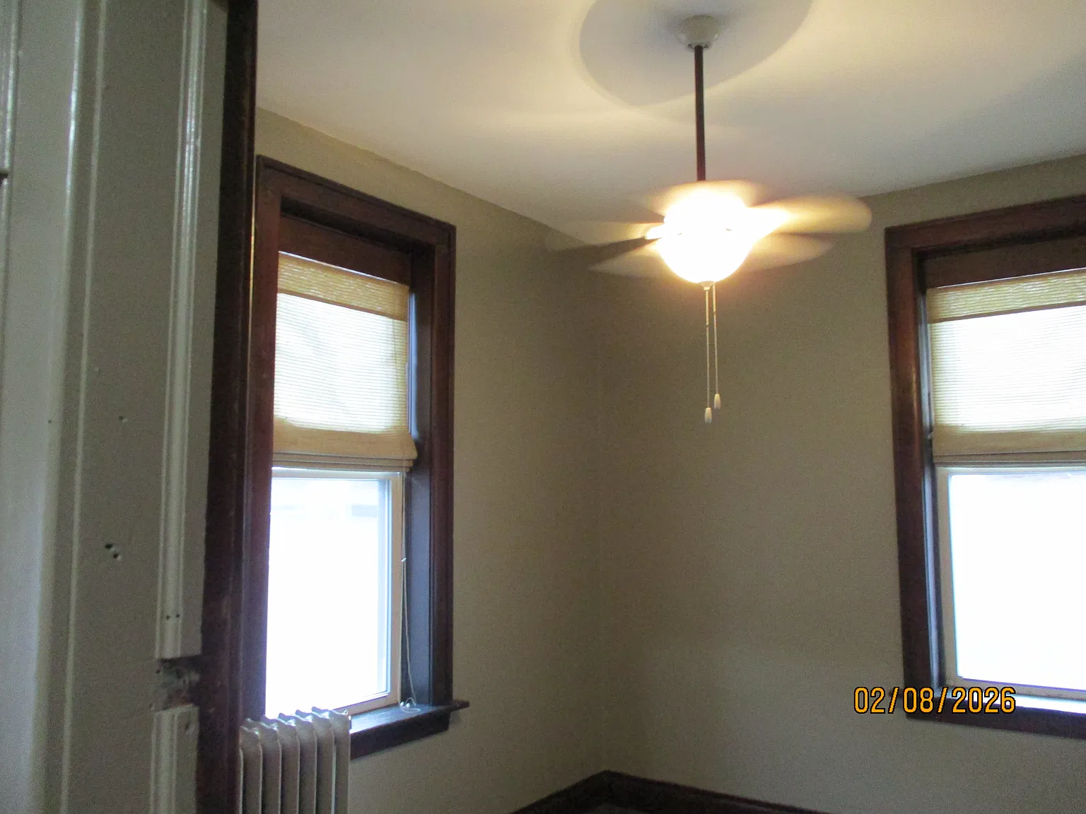 140 Loras — Photo 4