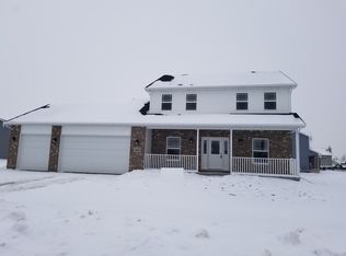 380 S Short Dr, Coal City, IL 60416