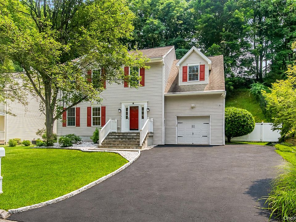 1st image of 66 Valley View Road