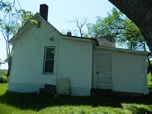 3rd image of 222 State Road Ave