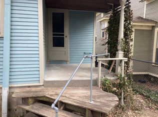 241 Henry Ave SE #5, Grand Rapids, MI 49503