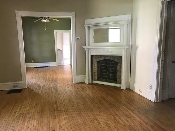 2nd image of 206 Logan Ave N #1