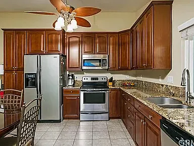 22592 Marylhurst Ct — Photo 10