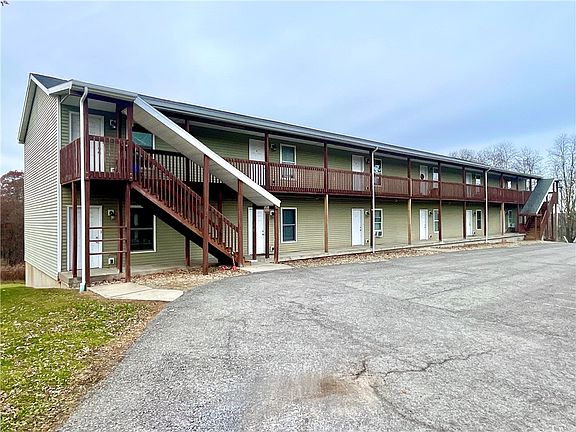 2nd image of 321 Grove City Rd