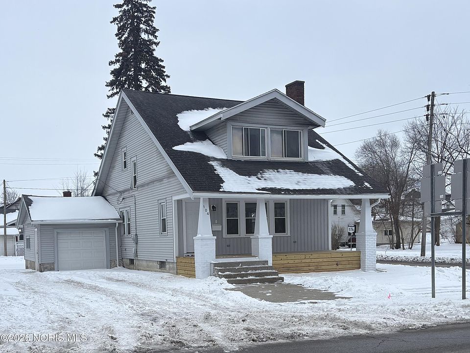 1st image of 104 E Main St