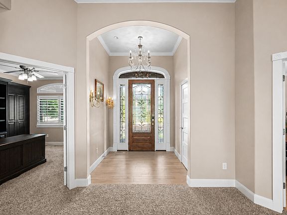 3rd image of 6828 W Vista Springs Dr
