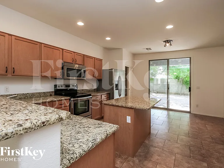 4142 S Mariposa Dr — Photo 6