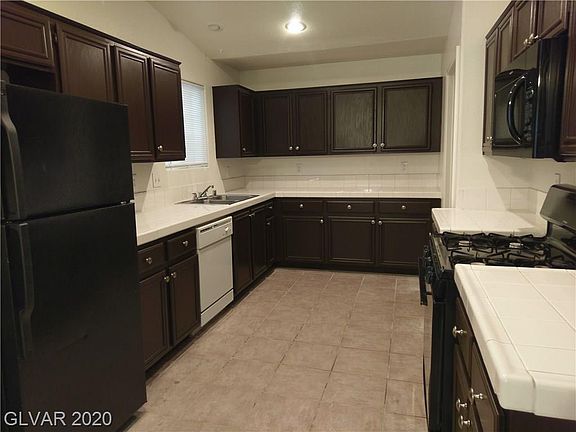 4th image of 5413 Lavender Ct