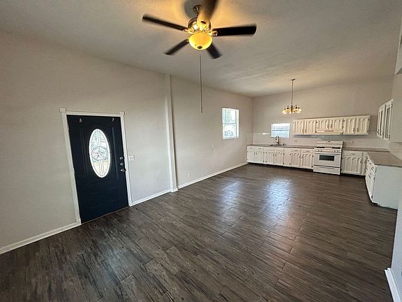 4th image of 232 Cornell Ave APT 1