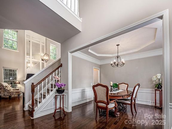 4th image of 8412 Bridgestone Dr