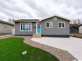 1739 Fleet St, Regina, SK S4N6B4