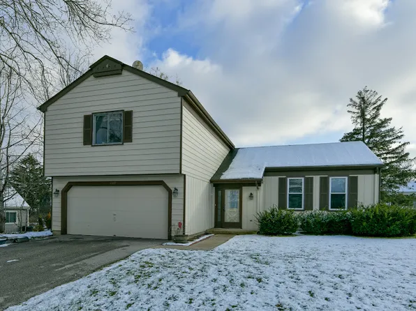 4969 Prairie Oak Rd, Gurnee, IL 60031