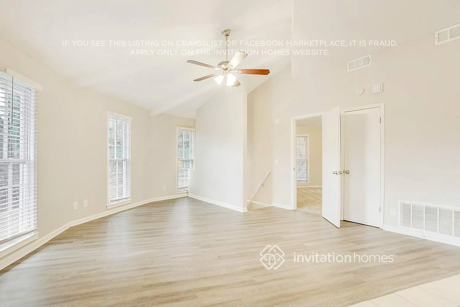 194 Eagle Ct Woodstock, GA 30188 — Photo 3