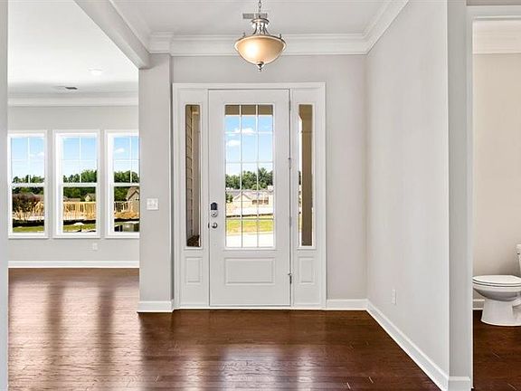2nd image of 115 Westover Cmns