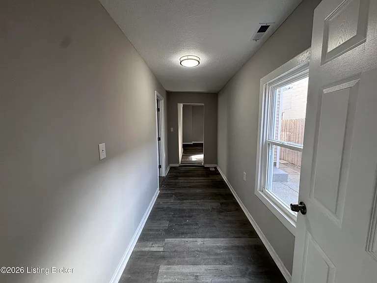 207 N 19th St — Photo 9