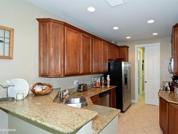 5th image of 1442 S Jeaga Dr