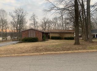 383 Hillwood Dr, Bowling Green, KY 42101