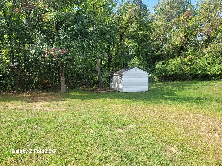 16309 Holly Hill Dr — Photo 24