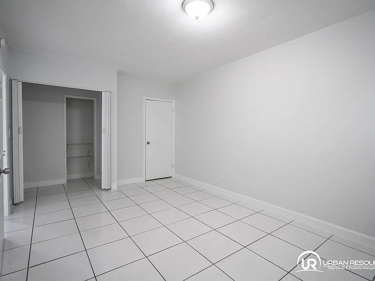 7821 Carlyle Ave #1 — Photo 15