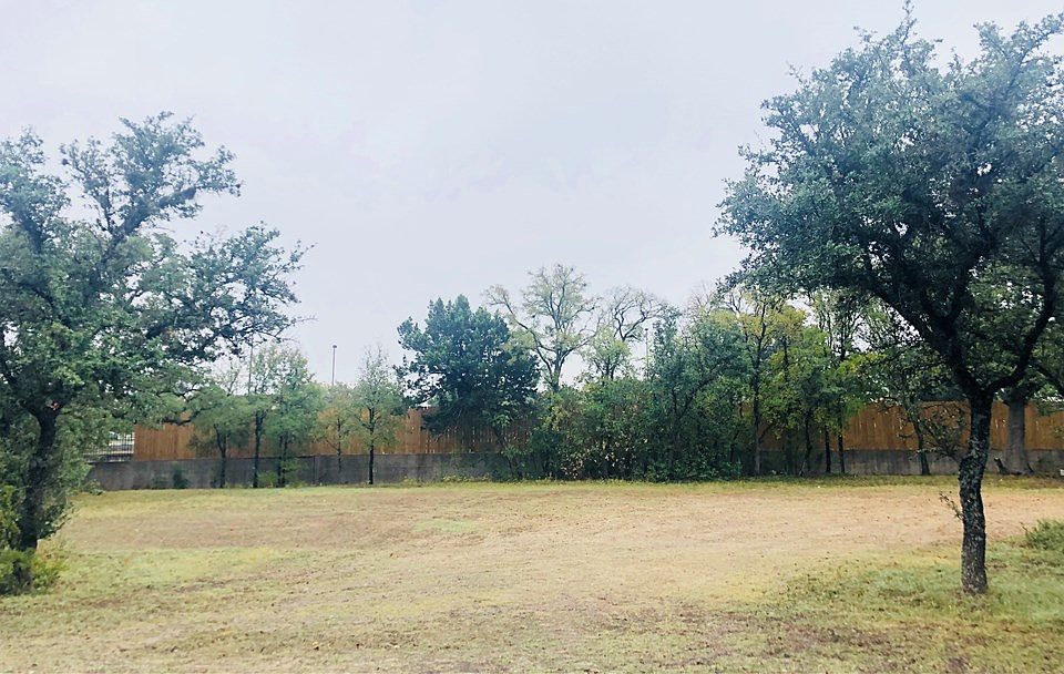 1st image of 106 Central Dr