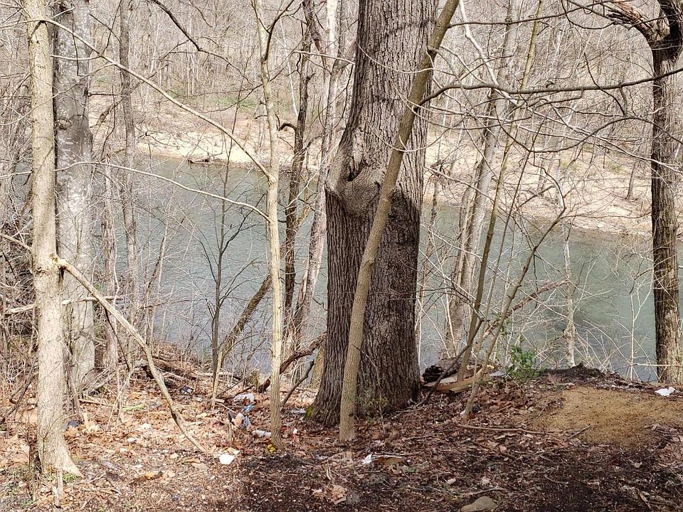 1st image of 4950 Highland Trl
