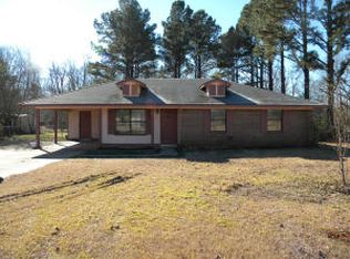 89 Lee Rd, Columbus, MS 39705